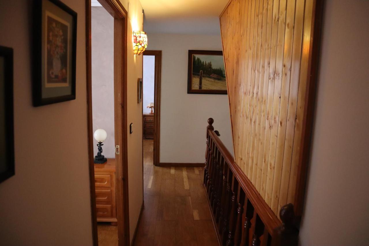 Casa Rural Cares Santa Maria de Valdeon ภายนอก รูปภาพ